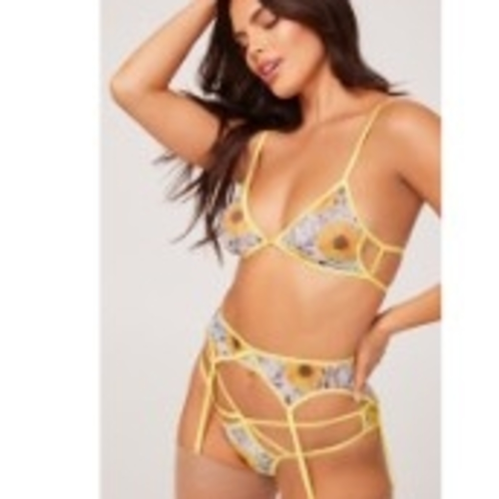 Yandy Sunflower Yellow Floral Bra Set
